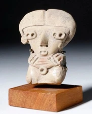 Very Old Pre-Columbian Chupicuaro Pretty Lady