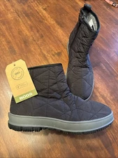 New Tags Womens Bogs Snowday II Quilted Insulated Waterproof Ankle Boots Size 8