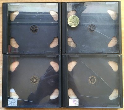 SET MIT 4 LEEREN BOXEN (Small Box) OFFIZIELLE SONY PS1 SPIELE DEFEKT Empty Cases