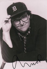 Michael Moore Autogramm signed 20x30 cm Bild