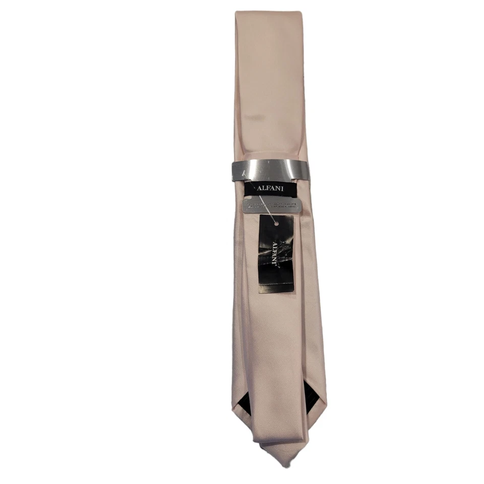 Corbata de diseñador Alfani para hombre. Nuevo con etiquetas. $55 Foto 2 de 4
