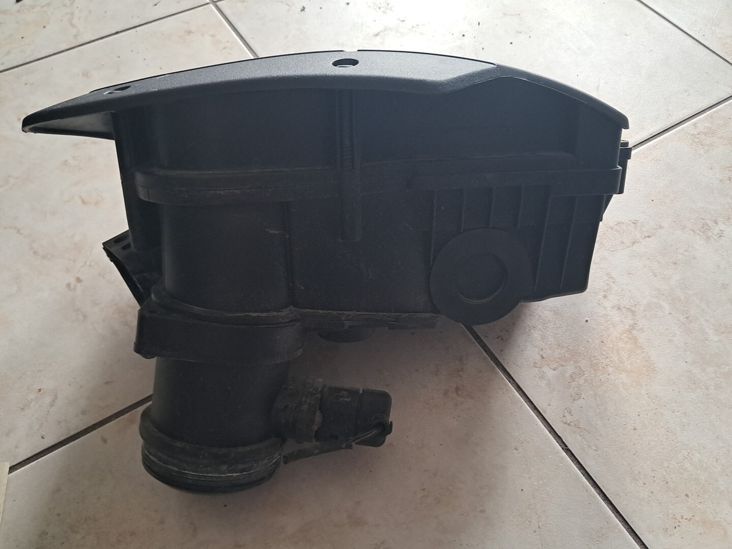 03-12 Bentley Continental Flying Spur 6.0L Left Side Air Intake Cleaner Box OEM