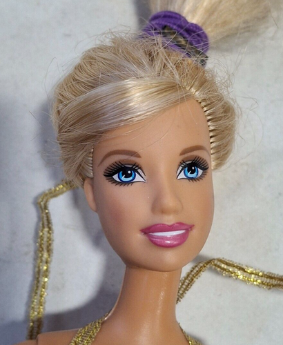 1999 Mattel Blonde Barbie Fashionista Doll With Pink Gem Tutu - 64 - Picture 2 of 3