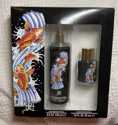 Ed Hardy Koi Wave Eau de Parfum Spray 2-Piece Set 8 fl oz Mist + 1 fl oz