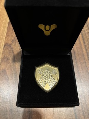 Destiny 2 GUARDIAN GAMES GOLD MEDAL PIN April 2021 | Bungie Rewards Hunter