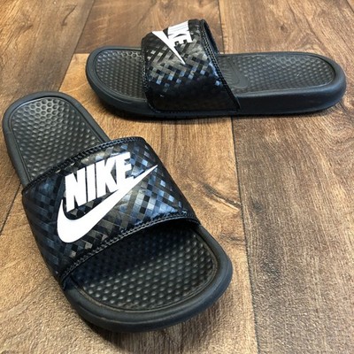 Nike Benassi Slide Sandals Black Slip Resistant Logo Women s Size 10 343881-011