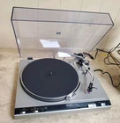 VINTAGE TECHNICS SL-5200 Quartz Direct Drive Turntable **see descr**