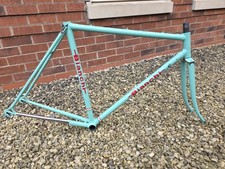 Rare Vintage Bianchi Specialissima 1978 Columbus lovely Italian frameset. Rekord