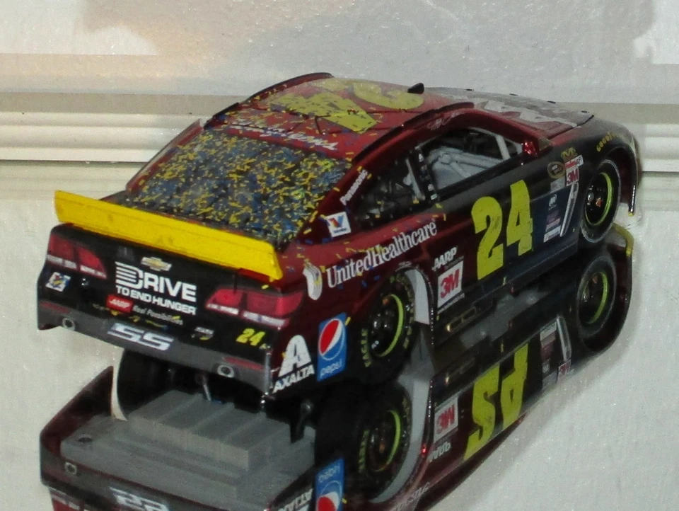 Jeff Gordon #24 2015 miembros de ARP Advantnage Martinsville ganar color cromo coche Foto 4 de 4