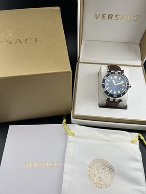 Versace Greca VEZ300121 Herrenuhr Quartz Edelstahl NEU + Box und Papiere