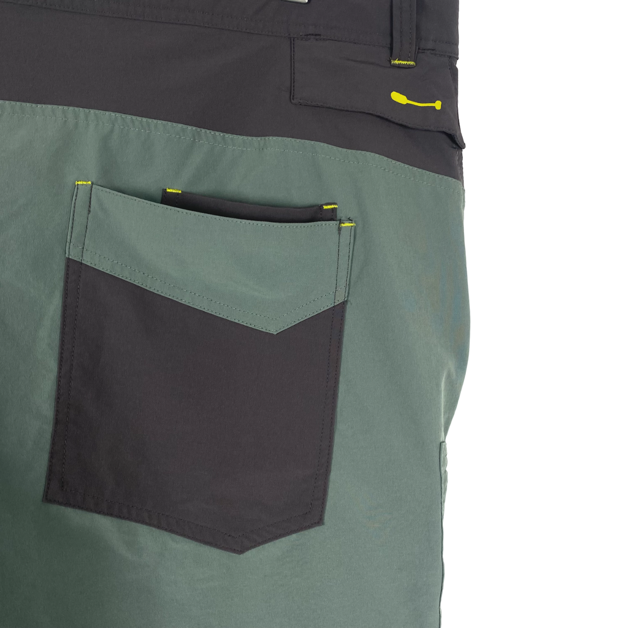 L.L. Bean Board Shorts Men's Size 38W Green Nylon Blend Paddle SW1748