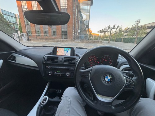 BMW 1 Series 118d SE Manual 2011 5dr Hatchback 2.0 (s/s) CarPlay & Android Auto - Picture 11 of 12