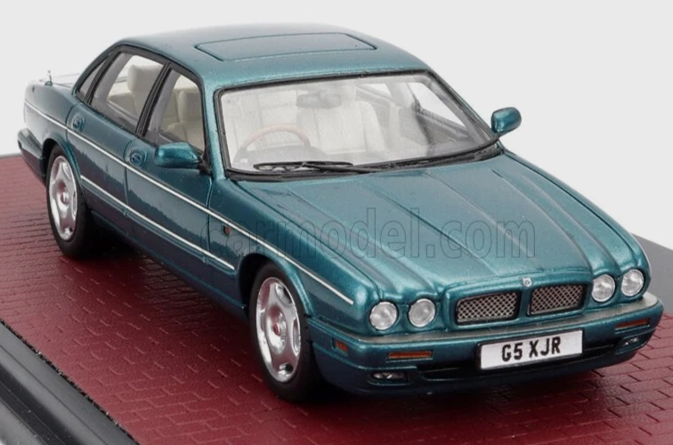 wonderful modelcar 1/43 JAGUAR XJR 300 turquoise 1994 - lim.ed.100 - Image 4 of 4