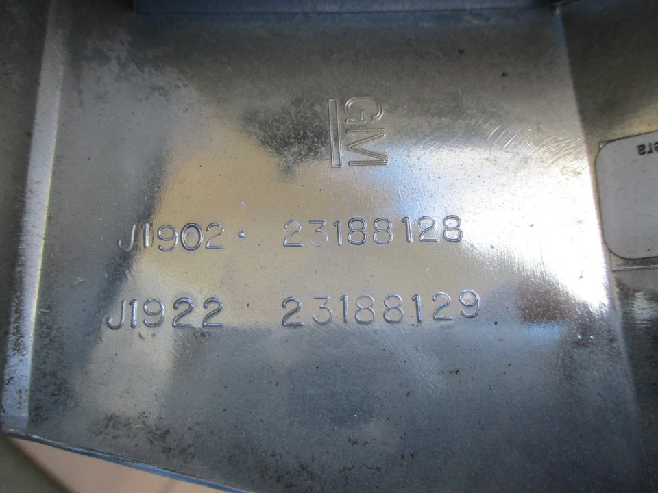 2010 2011 2012 2013 2014 2015 2016 GMC TERRAIN REAR TAILGATE LIFTGATE TRIM OEM Foto 4 de 4