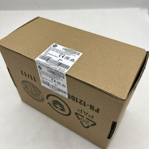 New Allen-Bradley 1764-24BWA SER B MicroLogix1500 24 Point Controller 1764 24BWA - Picture 3 of 4