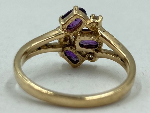 Amethyst Lady's Stone & Diamond Ring 3 Diamonds .03 Carat T.W. 14K Y (EL1094732) - Foto 5 di 7