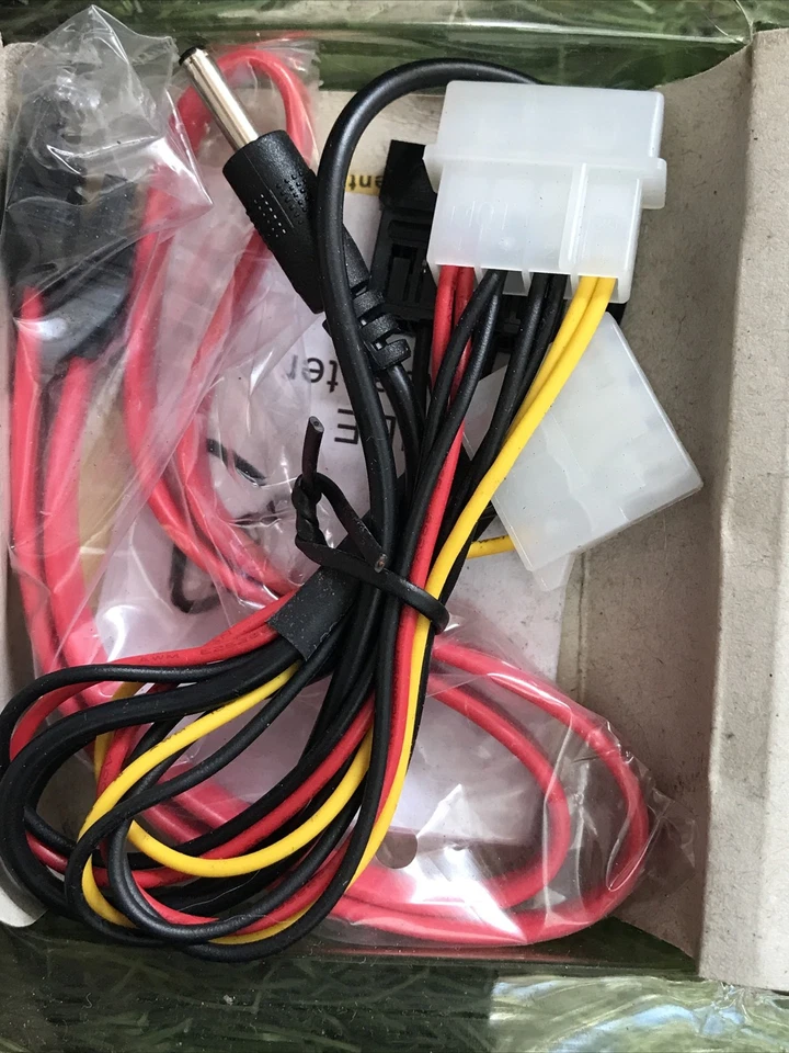 IDE to SATA or SATA to IDE Adapter Bi-Directional Converter  For ATA / Host - Image 2 of 4