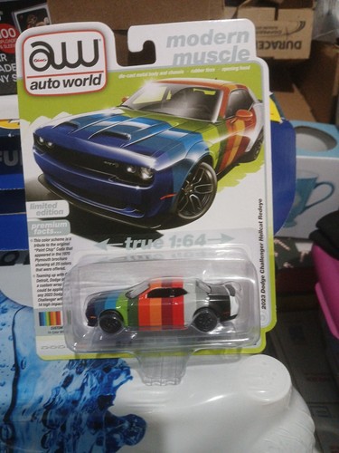 Auto World Cars 2023 Dodge Challenger Hellcat Redeye - Foto 2 di 7