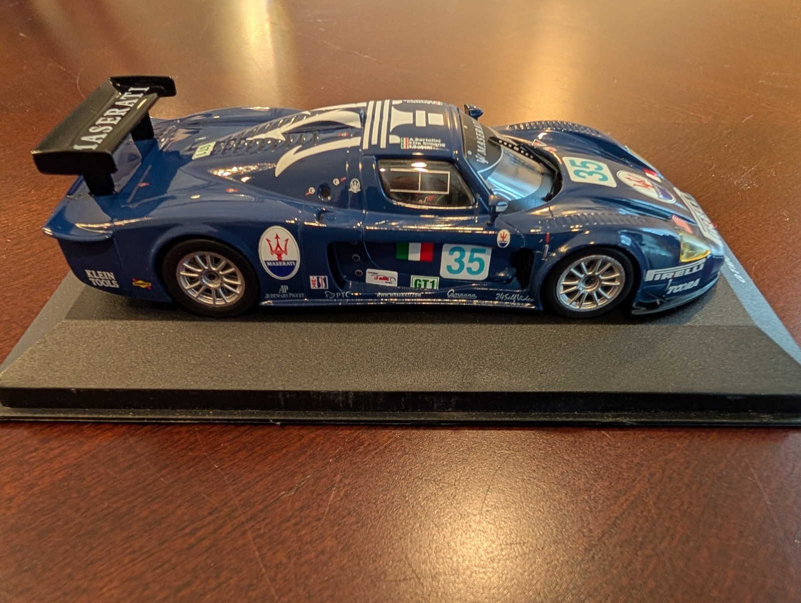 Picture 4 of 6
