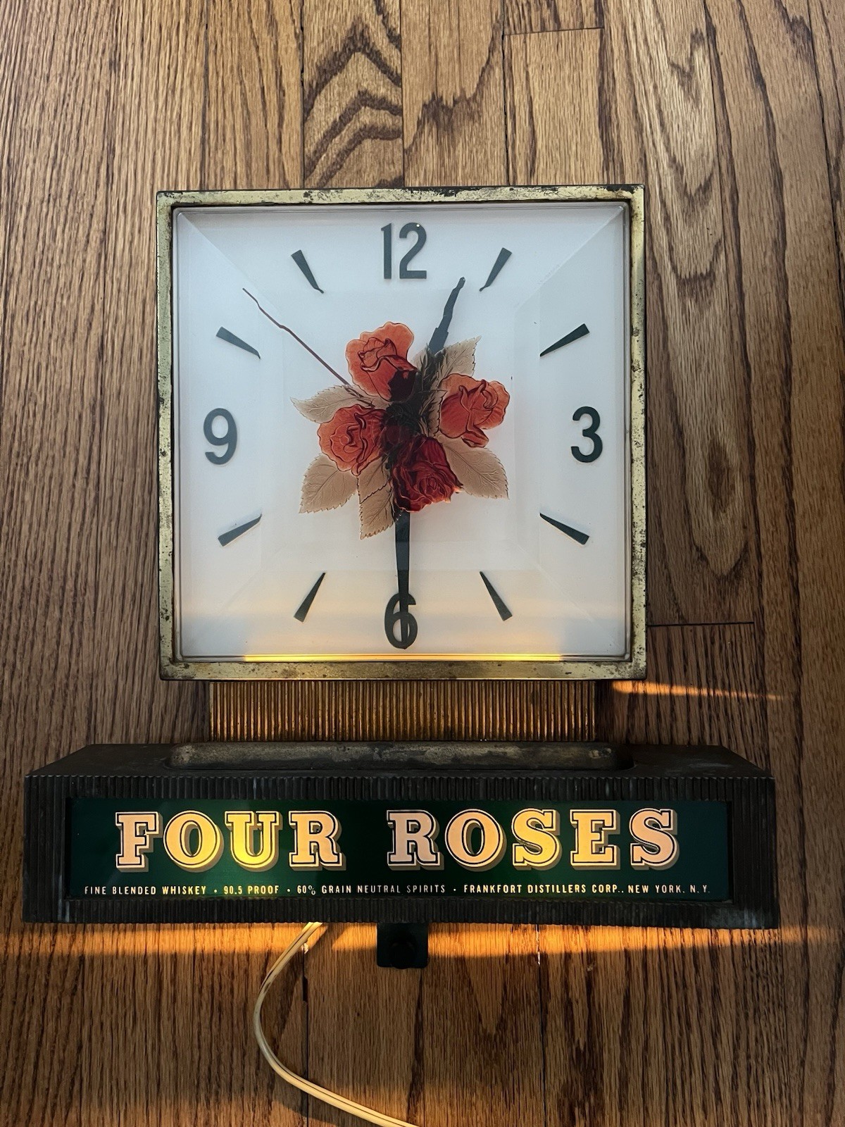 Vintage Four Roses Whiskey Advertising Clock