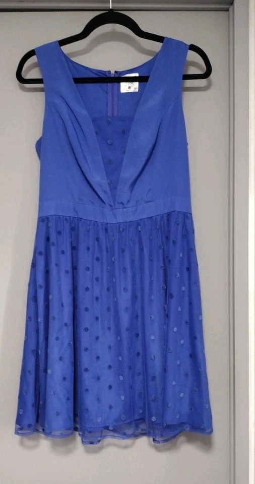 Vestido para mujer talla grande de Mac And Jac sin mangas hasta la rodilla forrado a lunares Foto 4 de 4