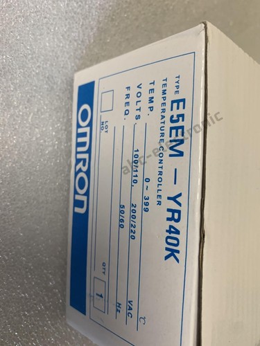 New OMRON E5EM-YR40K 220-240V temperature controller free shipping - Picture 1 of 1