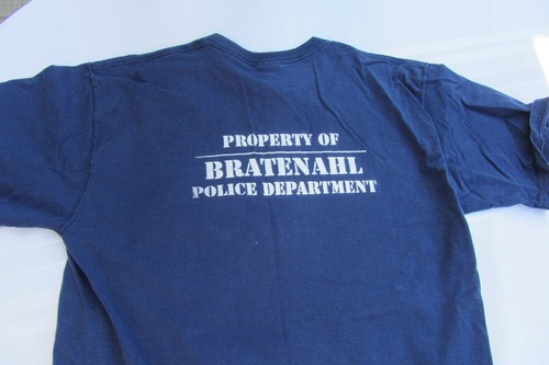 Tshirt (M) Black Ohio, BRATENAHL Police Department, The Boys in Blue Property of - 第 4/5 張圖片