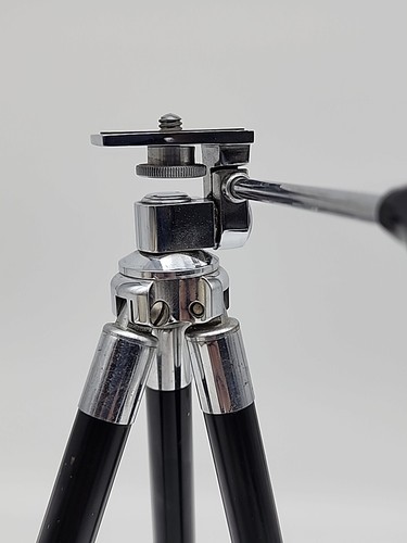Vintage ACCURA Risomatic Travel Tripod HEAVY & SOLID Made in Japan Extendable - Picture 5 of 7