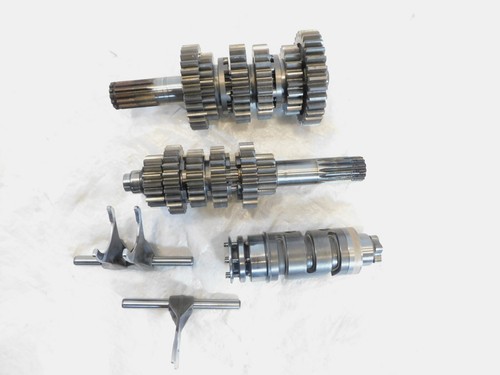 Ducati Monster SuperSport 800 Engine Transmission Gears & Shifter Drum & Forks - Picture 8 of 8
