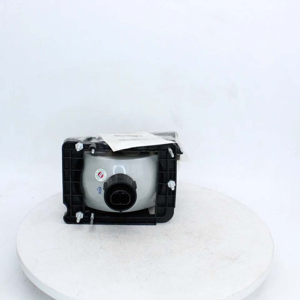 Número de pieza de la lámpara de cabeza derecha TYC - 114-00212R para Dodge Dakota 1996 Foto 4 de 4