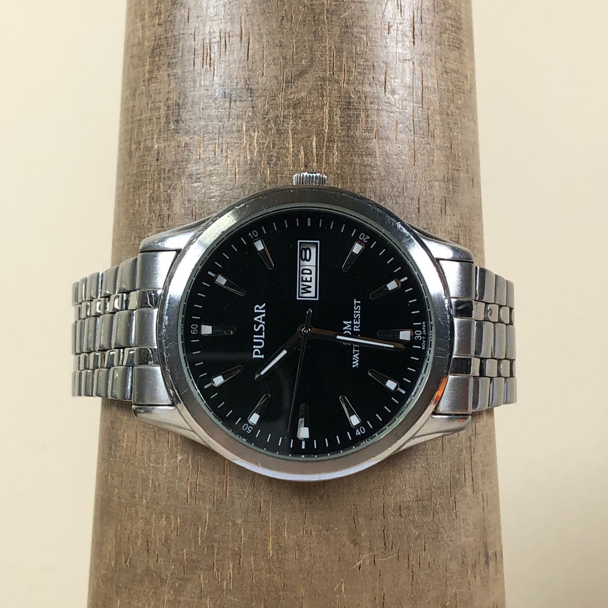 Pulsar Men VX43-X068 Dress Day Date Silver Tone Quartz Analog 38mm