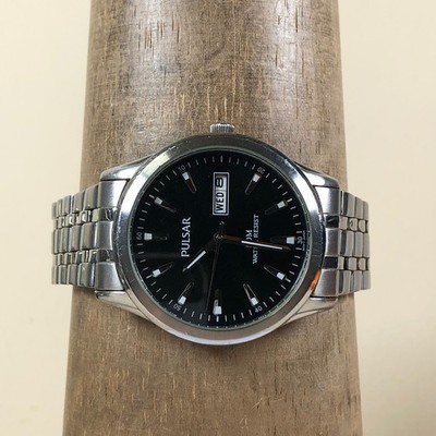 Pulsar Men VX43-X068 Dress Day Date Silver Tone Quartz Analog 38mm