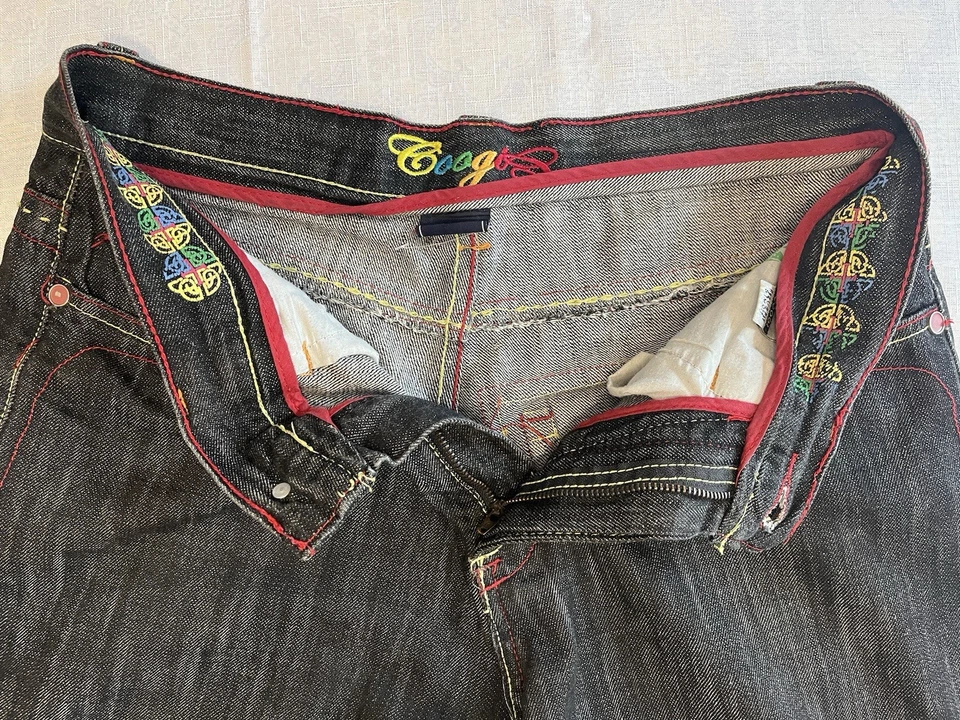 Pantalones Cortos De Colección Y2K Coogi Bordados Largos Anchos Jean Monstruos Talla 32 Raro  Foto 2 de 4