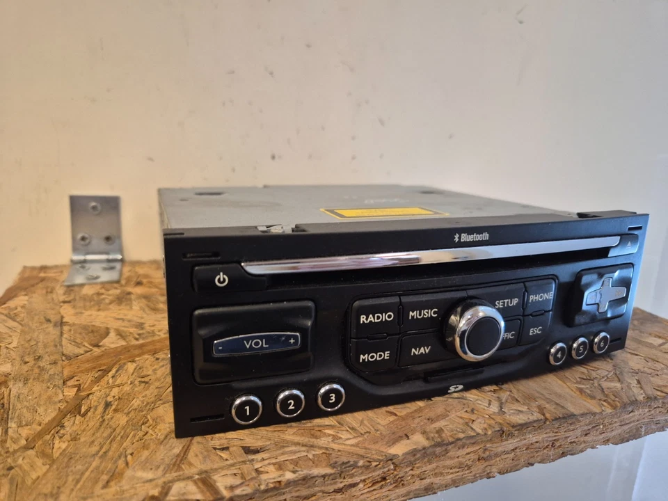 Peugeot 3008 5008 Partner Citroen Berlingo DS3 Radio Navigation RNEG 96661984xt - Image 2 of 4