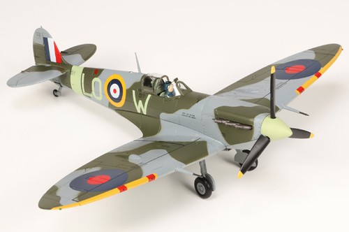 HA7861 Hobby Master Spitfire Mk V 1/48 Model BM124 RAF No.602 Sqn - Picture 2 of 2