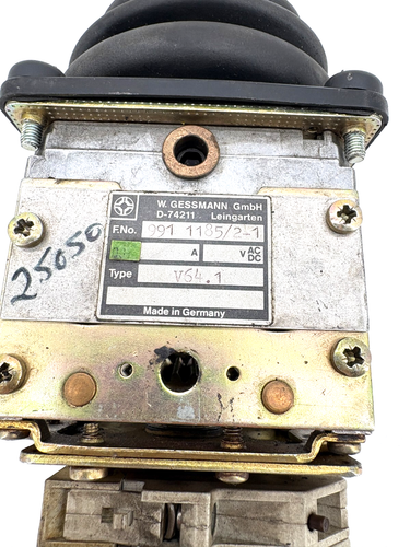 Controlador Joystick Gessmann V64.1 Eje Único Resorte Vuelve al Centro - Imagen 2 de 7