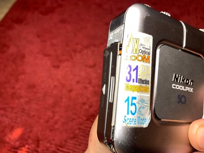 Nikon COOLPIX SQ Digital Compact Camera Works HAS FLAWS Read