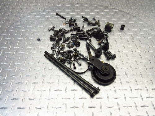 2002 02 03 YAMAHA YZFR1 R1 OEM MISC NUTS BOLTS SCREWS HARDWARE HORN LOT - Imagen 4 de 6