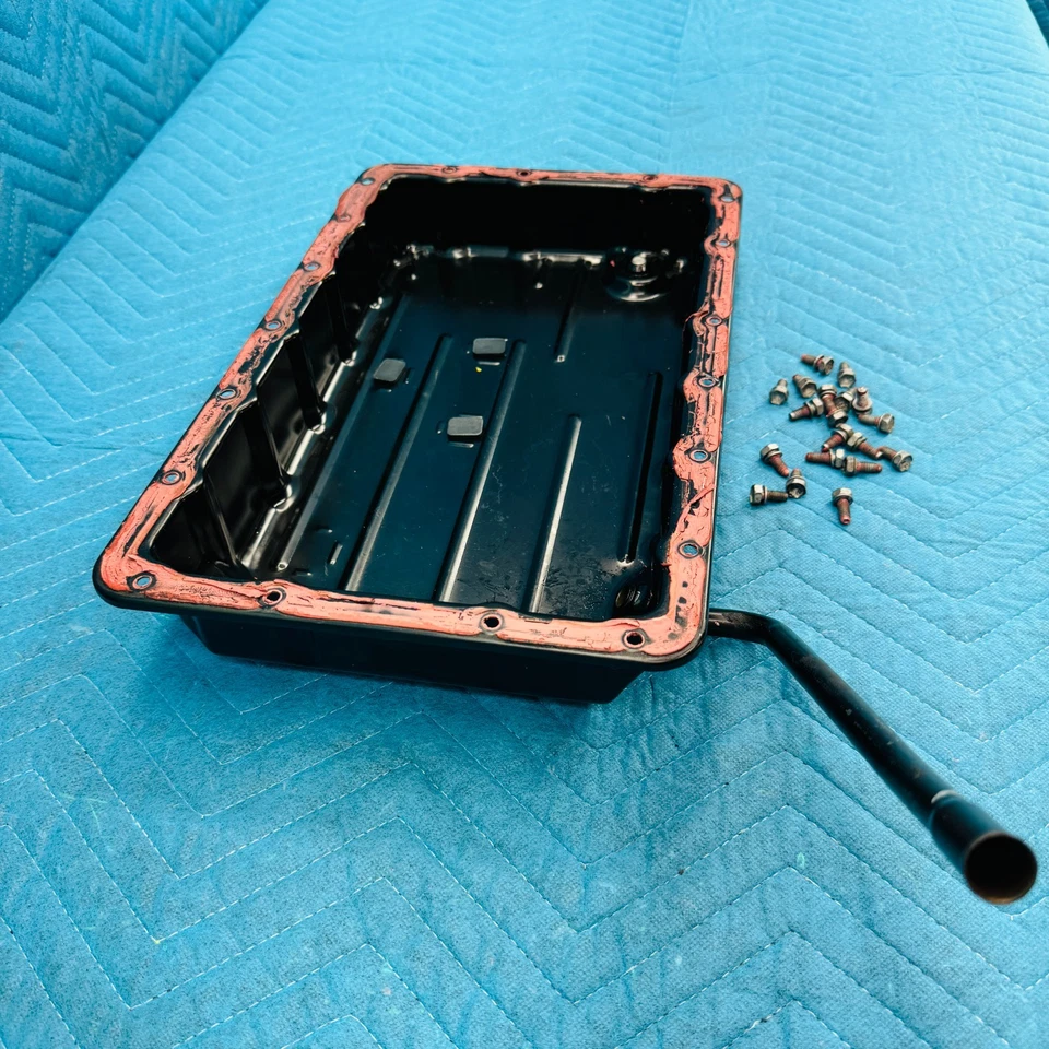 2001–2003 Lexus LS430 Automatic Transmission Oil Pan w/ Bolts OEM - Image 4 of 4