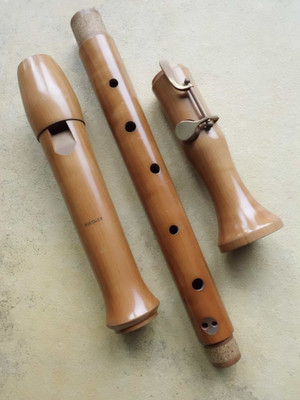3-tlg.  Tenorflöte Birne ''ROESSLER'' barocke Griffw.  Einfachklappe wenig besp.