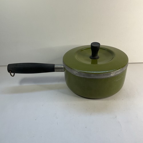Vintage SEARS Aluminum Saucepan Cookware 1 1/2 Qt Avocado Green Made in USA - Picture 3 of 11