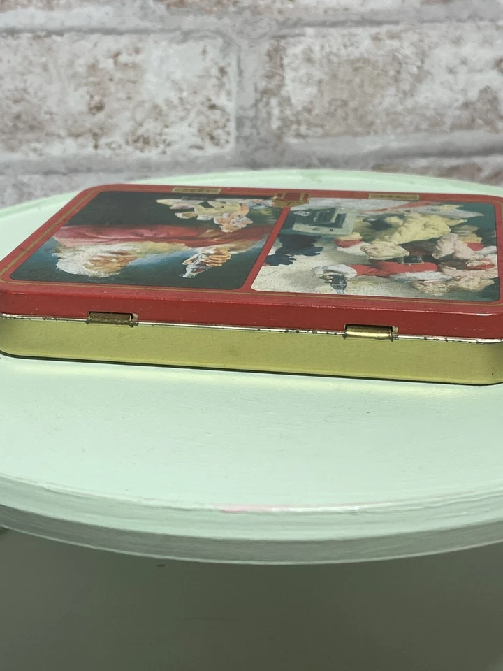 Coca Cola Christmas Santa Playing Cards Tin NEW Nostalgia Coke 1996 Double Deck - Image 4 of 4