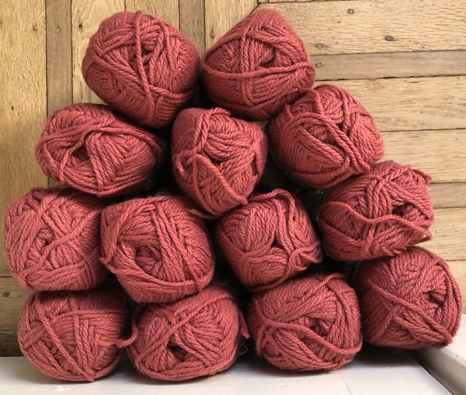 Lote de 13 bolas de patones vintage hilo CAPSTAN para tejer Aran hechas en Reino Unido Foto 4 de 4
