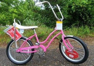 schwinn pink cruiser