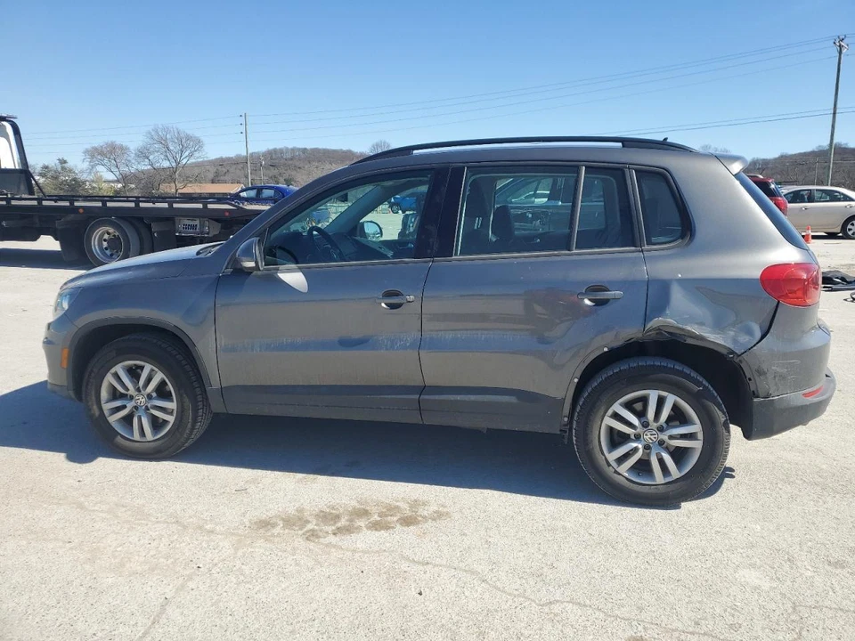 Used Left Sun Visor fits: 2016 Volkswagen Tiguan illuminated US market Left Grad Foto 2 de 4