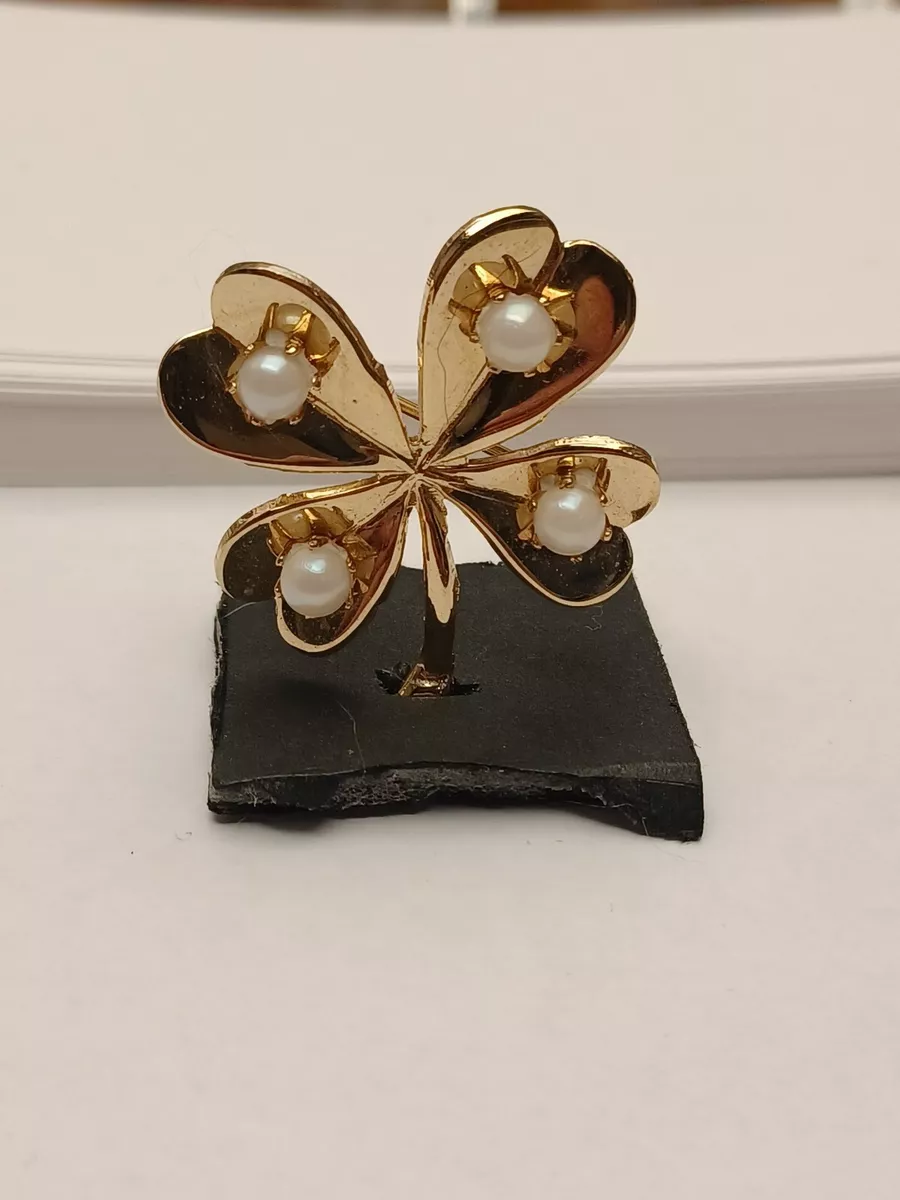 CHANEL - Vintage Gold-tone Brooch - Four Leaf Clover Clothes Pin, CHANEL