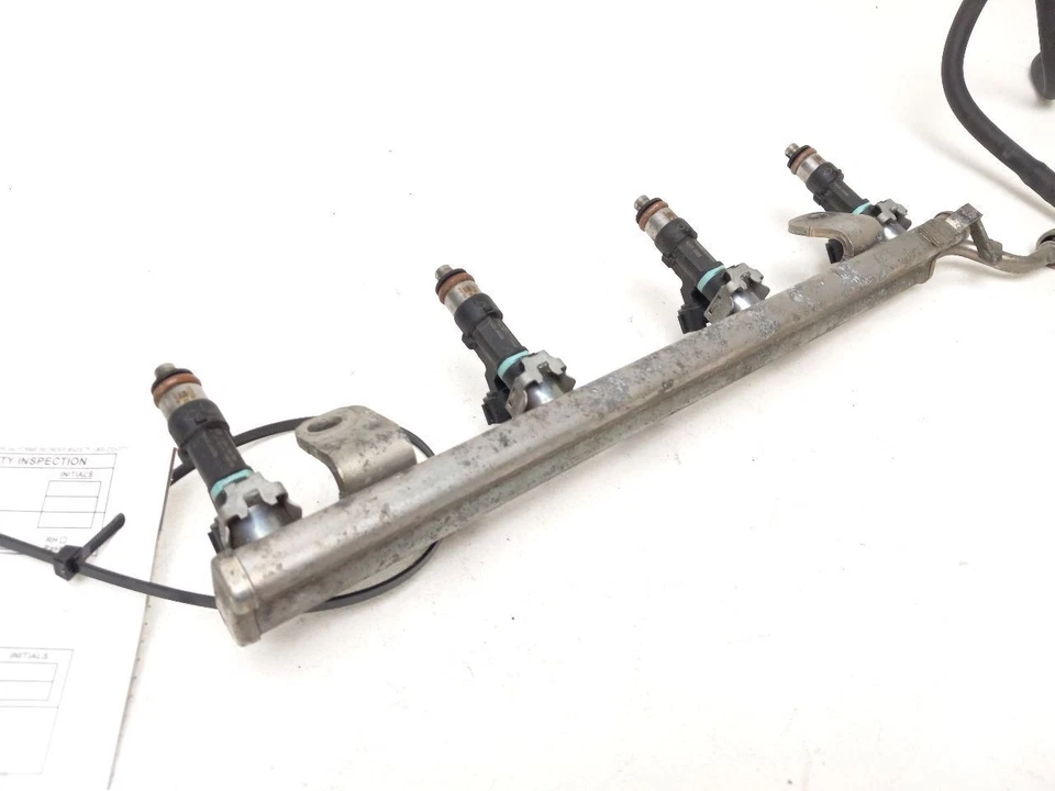 CARRIL DE COMBUSTIBLE PARA DODGE AVENGER 2004-2010 Foto 4 de 4