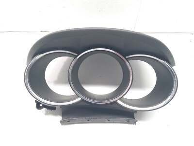 2011-2013 KIA SORENTO SPEEDOMETER INSTRUMENT CLUSTER BEZEL OEM, 84831-2P000