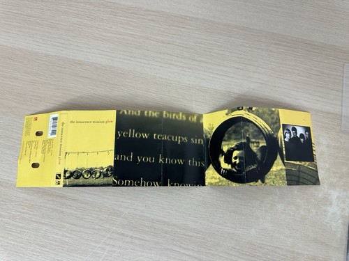 The Innocence Mission: Glow - Very RARE 1995 A&M USA Cassette Tape: 31454 0332 4 - Picture 4 of 5