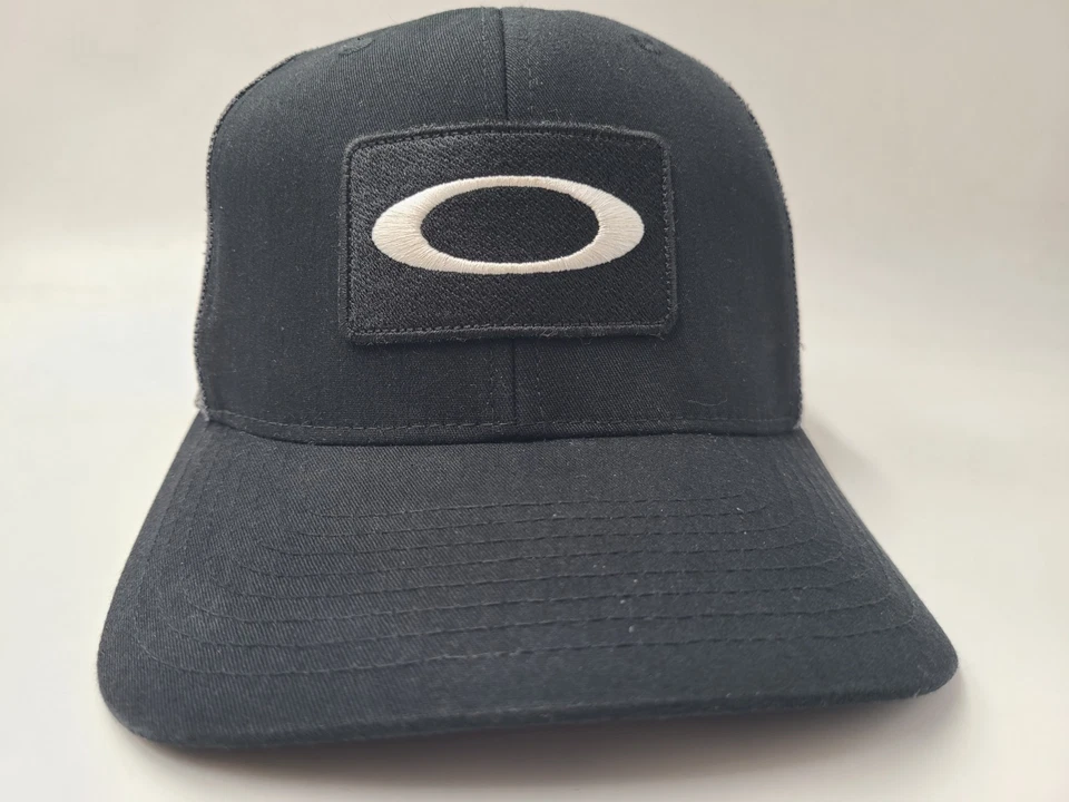 Gorra Oakley Parche Malla Camionero Snapback Informal Aire Libre Hombres Mujeres Negra Gris Foto 2 de 4